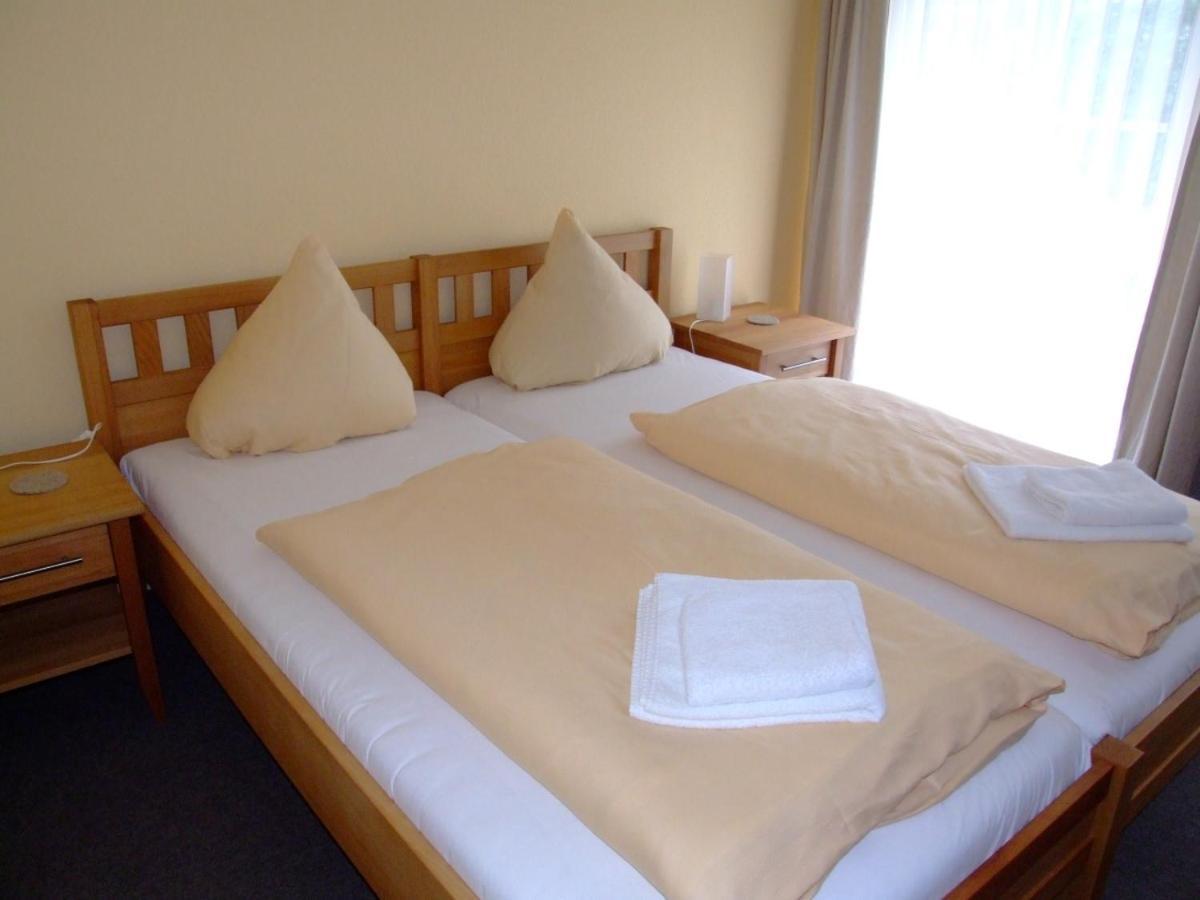 Parkstadthotel Bad Muskau Esterno foto