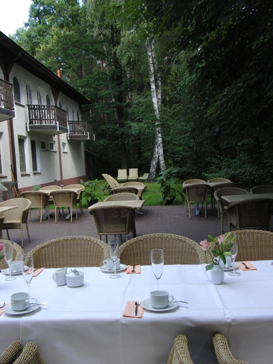 Parkstadthotel Bad Muskau Esterno foto